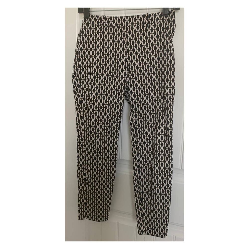 H&M MID RISE LEGGINGS, WOMENS, 2, BELT LOOPS, STRAIGHT LEG, BLACK & WHITE
